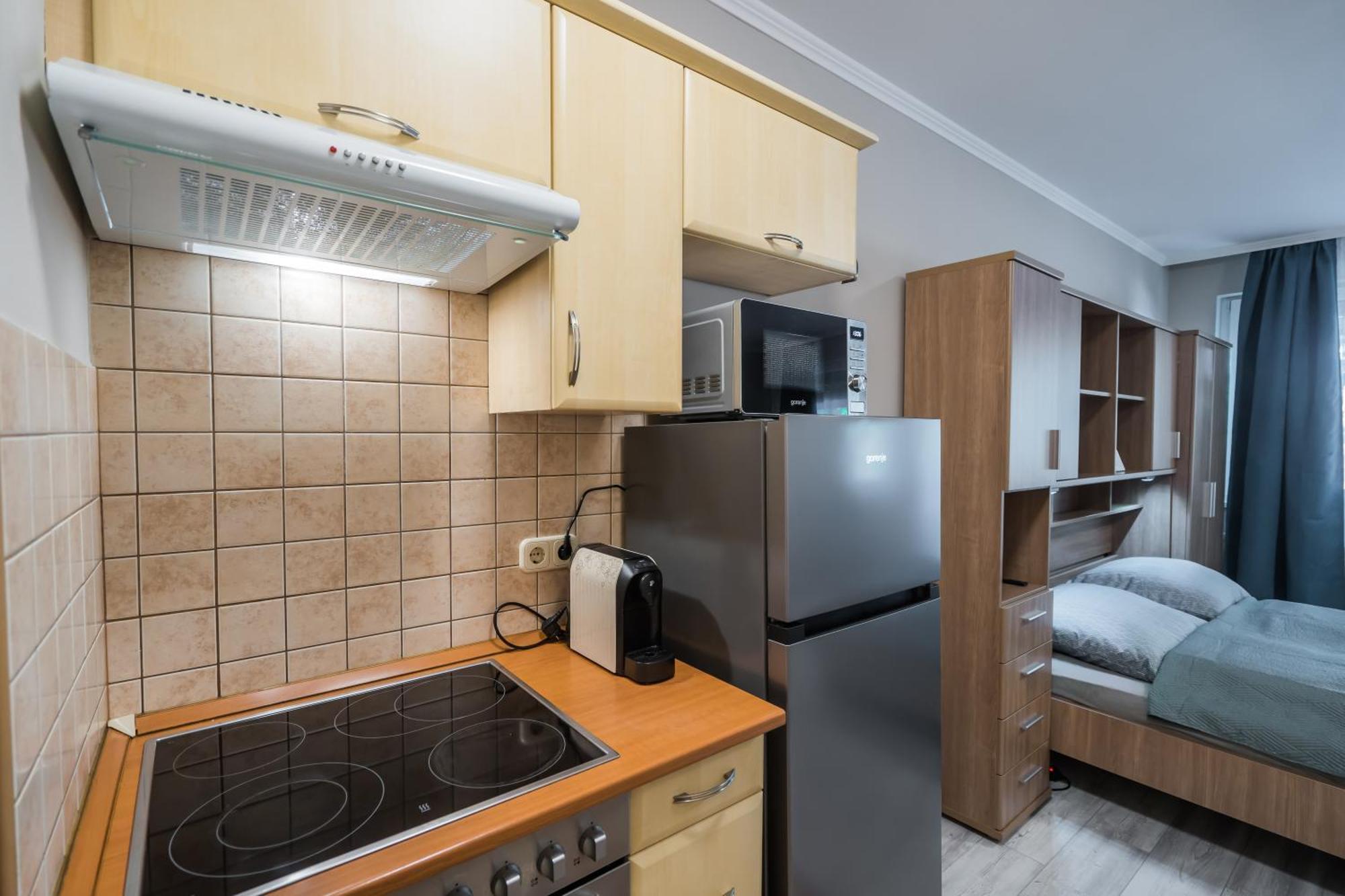 Plazs Home Apartman Сиофок Екстериор снимка